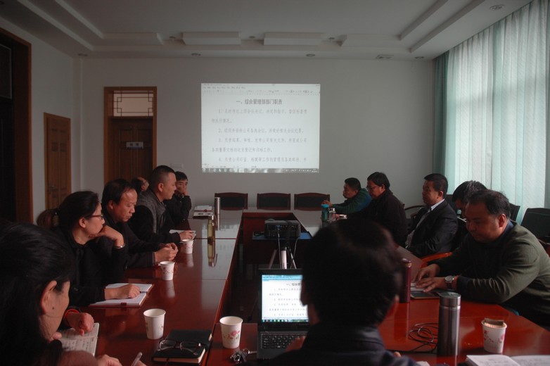 礦建三公司新班子強(qiáng)管理出實招重實效