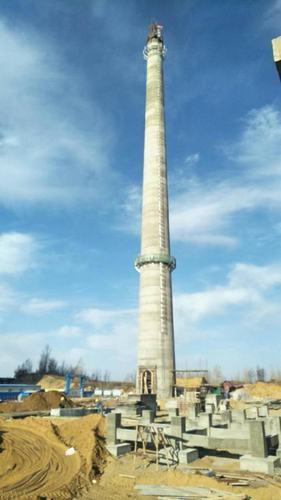 銅煤公司第十一項(xiàng)目部承建的曹家灘礦井鍋爐房煙囪工程順利封頂