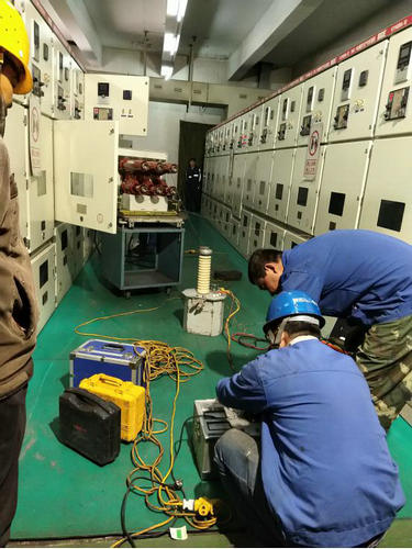 洗選煤運(yùn)營公司紅柳林運(yùn)營項目部：10KV變電所預(yù)試順利完成