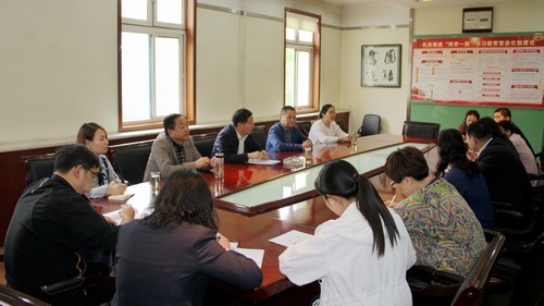 銅煤公司邀請(qǐng)中國(guó)煤炭報(bào)陜西站站長(zhǎng)一行指導(dǎo)新聞宣傳工作