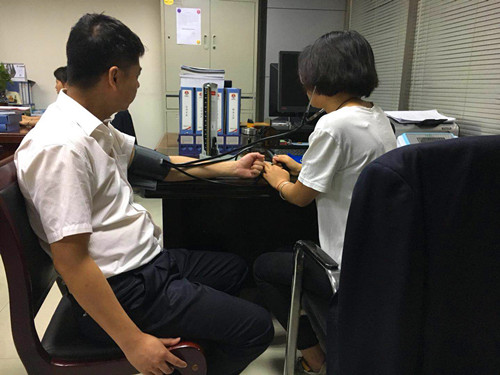 陜煤建設(shè)物資公司組織開展職業(yè)健康安全生產(chǎn)咨詢?nèi)栈顒?dòng)