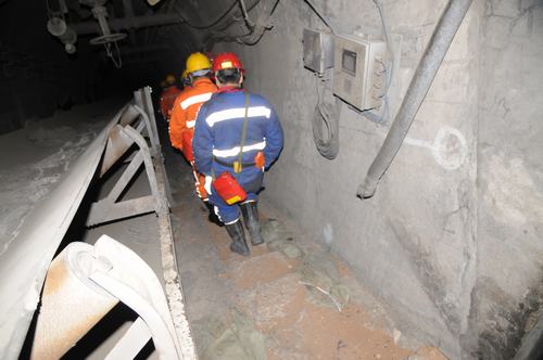 陜煤建設(shè)掘進(jìn)公司：開(kāi)啟“鐵軍”模式 井下現(xiàn)場(chǎng)成功實(shí)現(xiàn)“零”隱患