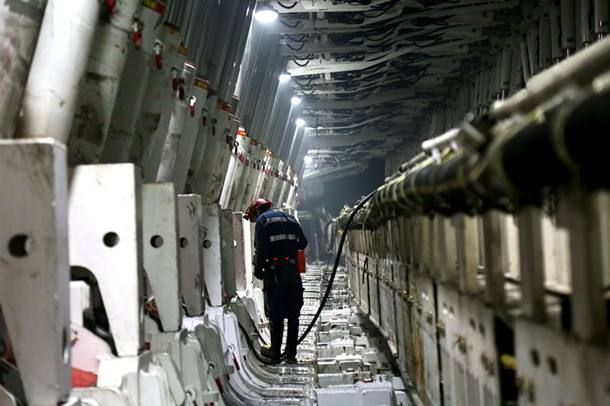 陜煤建設設計研究院與紅柳林礦業(yè)公司聯(lián)合開展長距離工作面設計考察工作