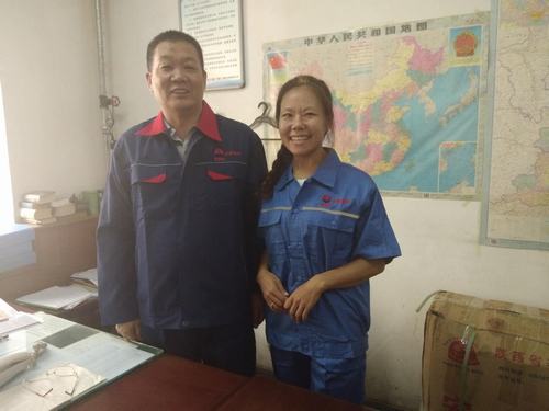 陜煤建設(shè)韓城分公司為職工購(gòu)置新工服做好后勤服務(wù)工作