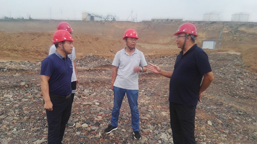 陜煤建設(shè)天工公司土建五部富油50萬噸/年煤焦油全項目管網(wǎng)及道路工程進(jìn)展順利