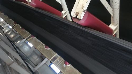 陜煤建設(shè)韓城分公司安裝三項(xiàng)目部小保當(dāng)煤礦8004最終篩分車間至產(chǎn)品倉(cāng)膠帶機(jī)工程順利投產(chǎn)