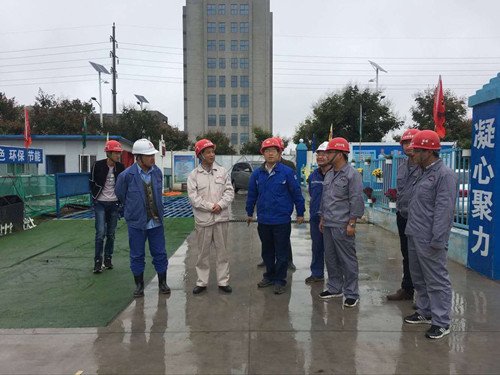 陜西渭河彬州化工有限公司總經(jīng)理趙亞周一行蒞臨渭河彬州乙二醇項目檢查指導(dǎo)工作