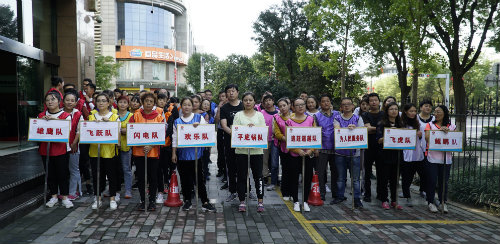 展現(xiàn)追趕精神，奮發(fā)超越活力