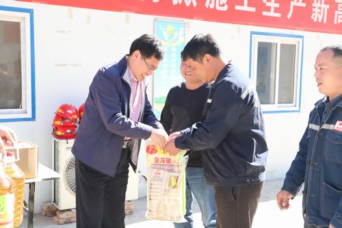 司正林深入礦建二公司車村項目部、天工瑞能項目部走訪慰問