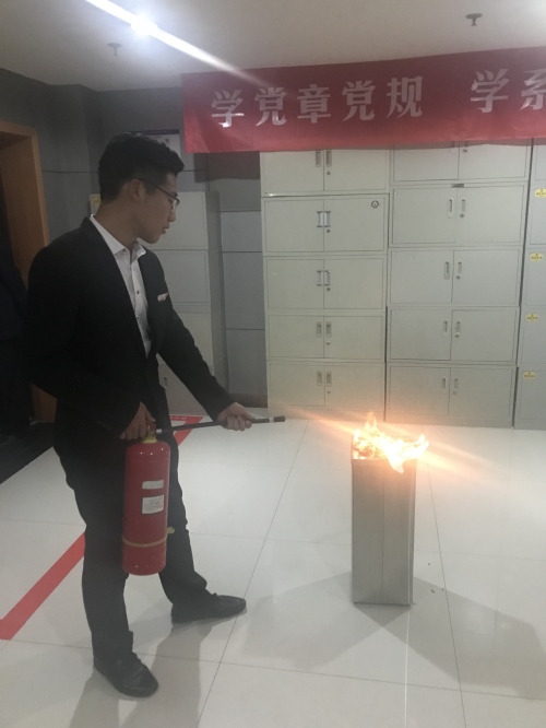 陜煤建設(shè)物資公司：組織開展安全警示教育及應(yīng)急演練活動