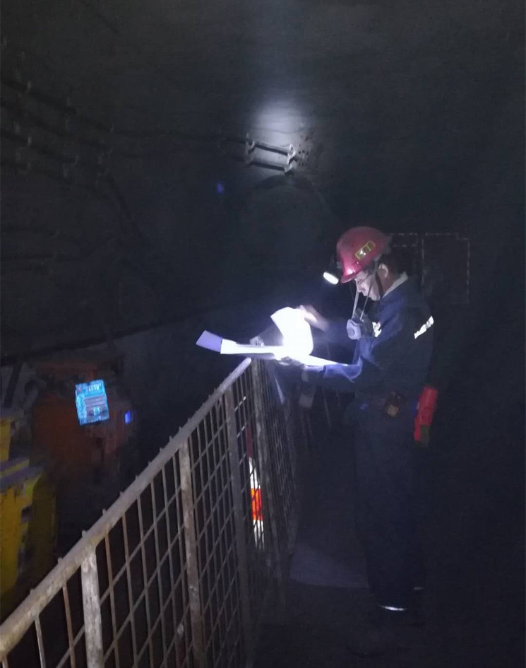 陜煤建設(shè)礦建三公司雙龍項目部狠抓“一通三防” 確保安全生產(chǎn)