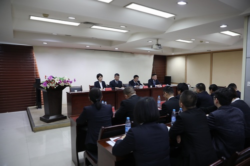 路橋分公司召開(kāi)“講、敢、改”專(zhuān)題教育和違規(guī)收送禮金專(zhuān)項(xiàng)整治再動(dòng)員會(huì)