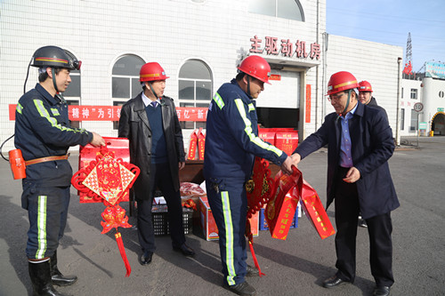 陜煤建設(shè)機電安裝公司：除夕，我和你一起在施工現(xiàn)場