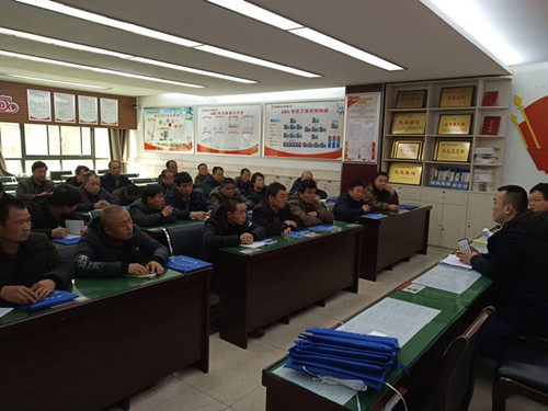 陜煤建設(shè)機(jī)電安裝公司節(jié)后復(fù)工安全培訓(xùn)進(jìn)行時
