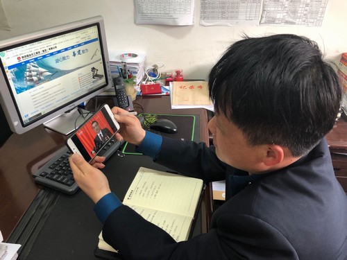 陜煤建設銅煤公司黨員干部學習并熱議全國“兩會”