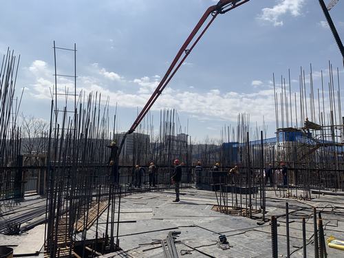 陜煤建設(shè)韓城分公司彬長小莊礦井及選煤廠新建產(chǎn)品倉工程滑模順利開工