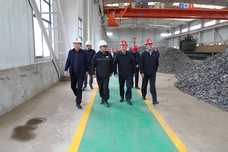 中國機械冶金建材工會組團參觀陜煤建設(shè)施工的龍鋼寶軋漢中基地廠房項目