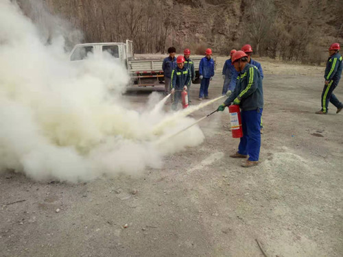 陜煤建設(shè)機(jī)電安裝公司：消防大檢查，我們在行動