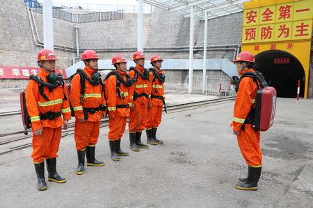 陜煤建設天工公司各項目部舉行應急演練根植員工安全意識