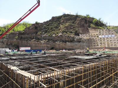 陜煤建設(shè)漢中分公司吳堡橫溝溫泉項(xiàng)目掀起施工大干熱潮