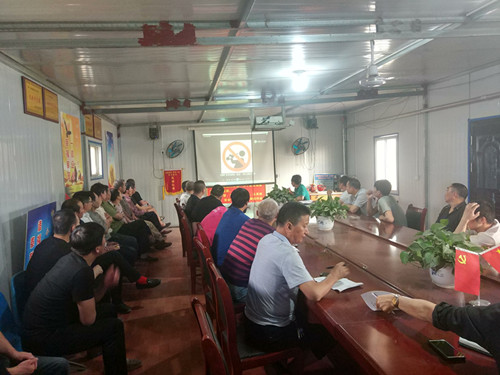 陜煤建設(shè)礦建三公司曹家灘項目部“三重奏”助推安全月