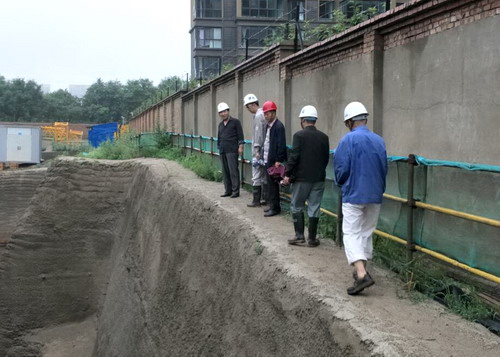陜煤建設(shè)銅川公司西安項(xiàng)目部全力備戰(zhàn)“雨季三防”