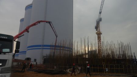 陜煤建設(shè)天工公司榆林曹家灘礦井原煤倉(cāng)擴(kuò)建工程順利開工