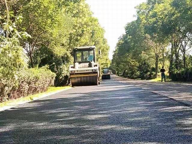 陜煤建設(shè)路橋分公司彬湫公路全線完工