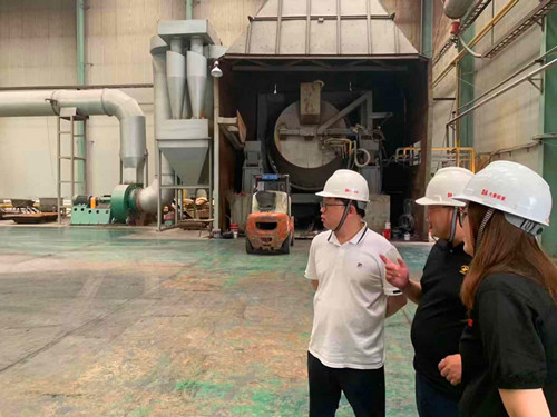 陜煤建設(shè)物資公司與陜西大秦鋁業(yè)有限責任公司進行業(yè)務(wù)洽談