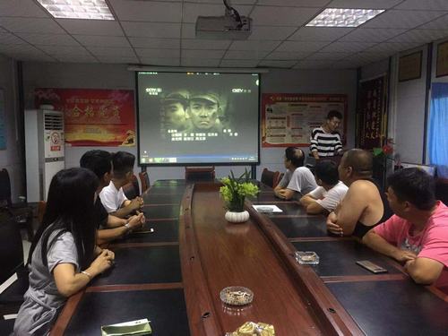 陜煤建設(shè)澄合分公司十一部開(kāi)展紀(jì)念抗戰(zhàn)勝利74周年活動(dòng)