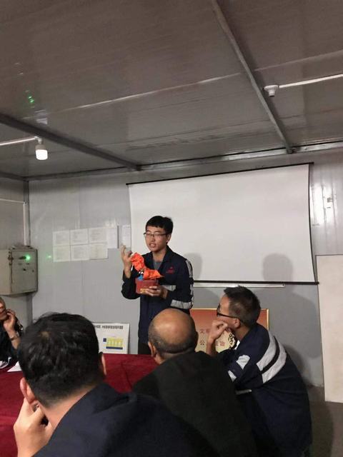 陜煤建設(shè)洗選煤運(yùn)營公司小保當(dāng)運(yùn)營項目部成功舉行年度自救器技術(shù)比武大賽