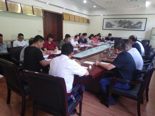 陜煤建設(shè)銅煤公司組織召開“不忘初心、牢記使命” 主題教育對照黨章黨規(guī)找差距專題會