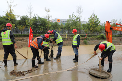 陜煤建設(shè)漢中分公司第九項目部雨天防汛學習兩不誤