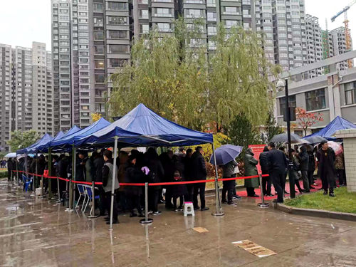 陜煤建設(shè)公司：神南華府三期26#開盤在即，誠(chéng)意登記現(xiàn)場(chǎng)火爆