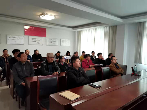 商洛市商州區(qū)消防大隊與大秦置業(yè)業(yè)主共同組織消防實戰(zhàn)演練培訓(xùn)