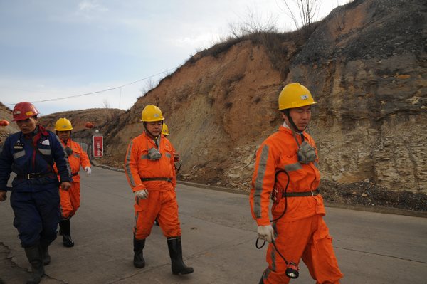 陜煤建設(shè)掘進(jìn)公司：加強(qiáng)一通三防管理確保“百日安全”