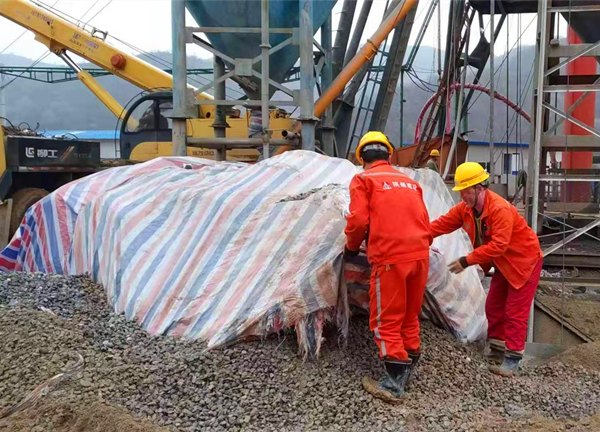 陜煤建設(shè)礦建三公司崔木項目部：冬季施工“不降溫”   全力以赴推進(jìn)項目建設(shè)