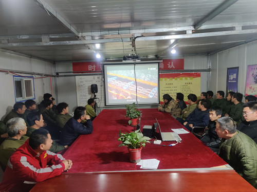 陜煤建設(shè)機(jī)電安裝公司曹家灘項(xiàng)目部多舉措確?！傲汶[患”