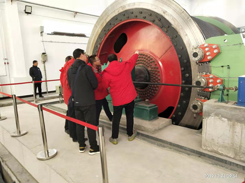 陜煤建設(shè)機(jī)電安裝公司承建的外部馬蓮臺煤礦提升機(jī)安裝工程順利通過驗(yàn)收