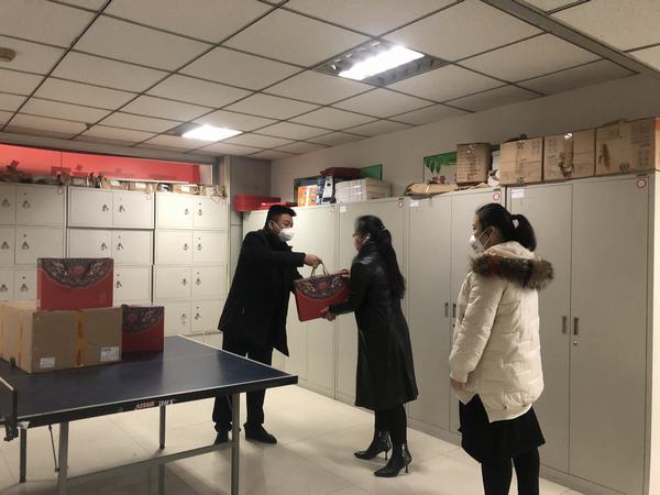 陜煤建設(shè)礦建二公司開展“抗疫情、巾幗夢(mèng)”活動(dòng)