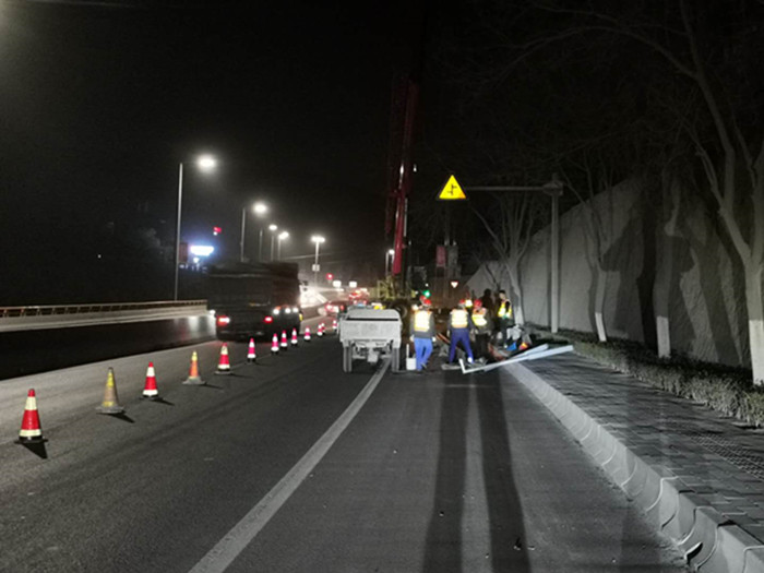 陜煤建設(shè)川耀公司：點亮城市夜空  照亮幸福之路