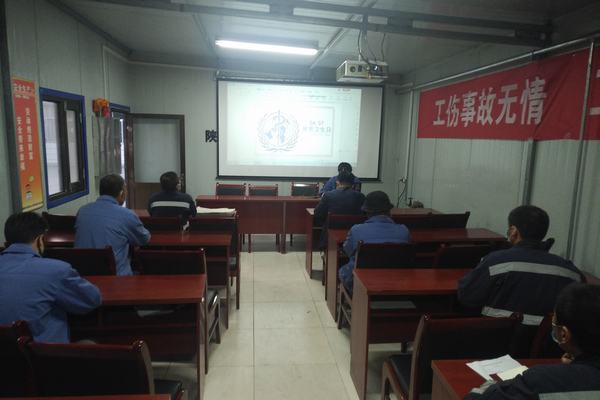 陜煤建設(shè)韓城分公司安裝三項(xiàng)目部多拳出擊決勝疫情防控阻擊戰(zhàn)