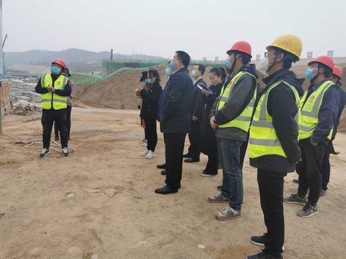 陜西省政府投資評(píng)審中心、陜西省發(fā)改委縣域處及咸陽市發(fā)改委相關(guān)領(lǐng)導(dǎo)蒞臨銀西高鐵項(xiàng)目指導(dǎo)檢查工作