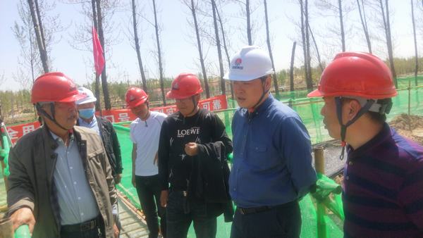 陜煤建設(shè)榆林公司 檢查保安全 慰問(wèn)暖人心