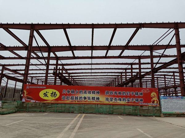 陜煤建設渭南分公司南京金龍項目部追趕超越戰(zhàn)鼓酣