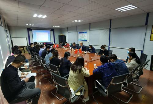 座談交流共提高，凝聚共識(shí)促發(fā)展