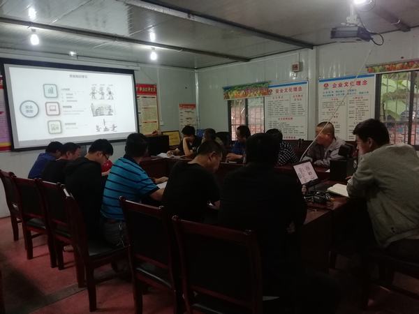 陜煤建設(shè)渭南分公司第五項(xiàng)目部“三抓三強(qiáng)”促進(jìn)現(xiàn)場安全管理全面提升