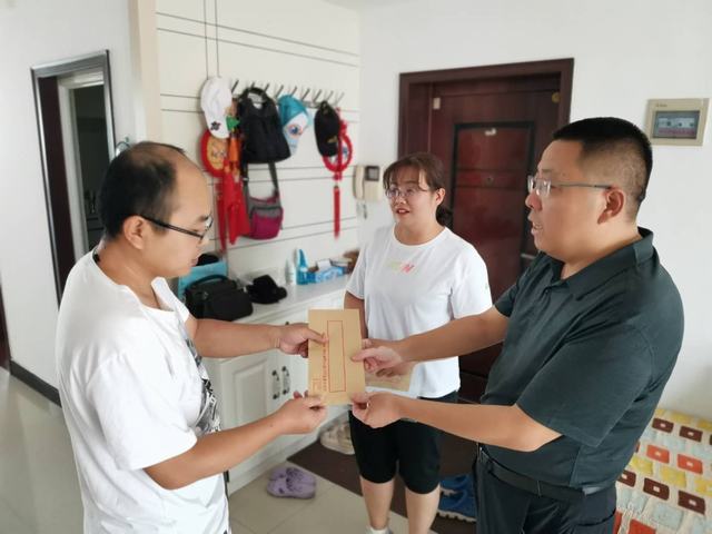 陜煤建設(shè)韓城分公司走訪慰問困難黨員傳遞組織關(guān)懷