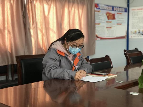 柔肩勇?lián)?dāng) 巾幗追夢(mèng)人