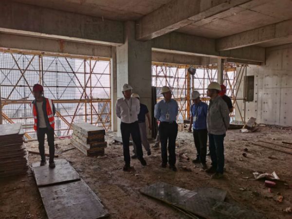 陜西煤業(yè)化工技術(shù)研究院副院長(zhǎng)宗益濱一行深入陜煤研究院項(xiàng)目檢查指導(dǎo)工作